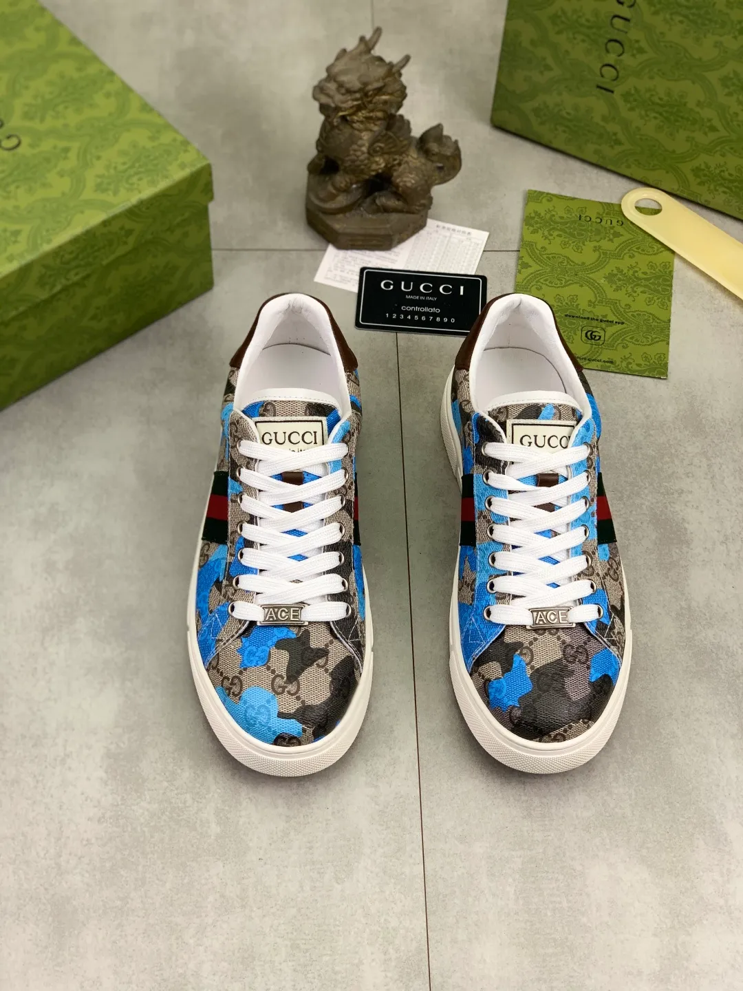 Men's Men's Shoes P420 💰[New Style] 🆘 The latest model from Gucci's official website🎁Classic casual and fashionable men's shoes👟Hot style💥Simple and elegant style, exclusive for trendy men. Unique latest brand elements from the official website👑Gucci original decoration, fashionable and generous, made of original soft calfskin fabric➕Comfortable soft sheepskin lining ✅The official website specifies wear-resistant rubber outsole_full of elasticity, classic model taken in real life🎬Color: 2️⃣colors available😍Number: 38-44